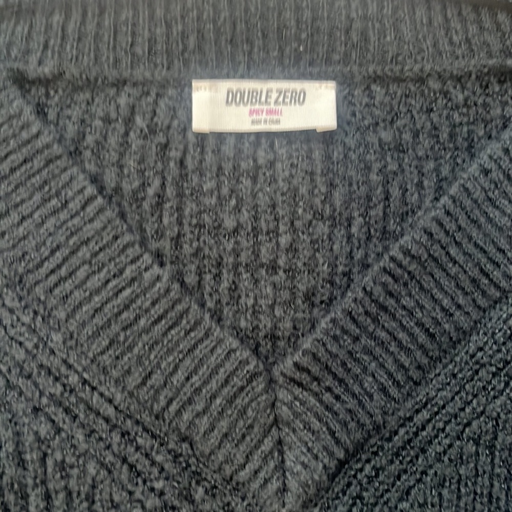 Oversized Sweater - Picture 2 of 2